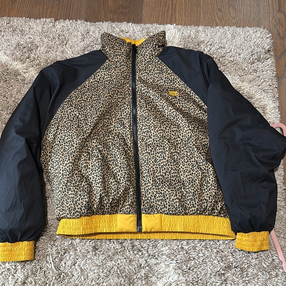 Levi’s Lydia Reversible Puffer Jacket - Picture 3 of 5